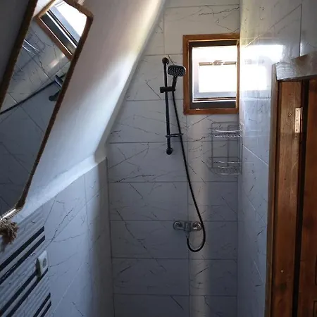 Nyaraló Telmessos Evi *